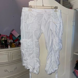 White Refuge cargo Capri pants